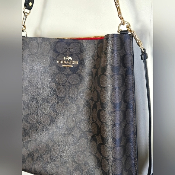 Coach Signature Logo Mollie Bucket Bag, CA561, Shoulder Or Crossbody - Picture 2 of 10